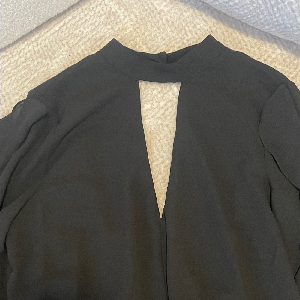 Elegant Black Ruffled Bodysuit - Picture 2 of 5